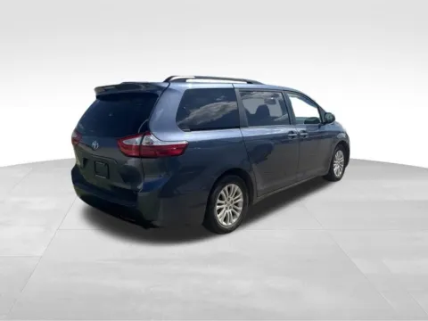 More photos of 2015 Toyota Sienna XLE at Gregg Young Toyota of Ottumwa, IA