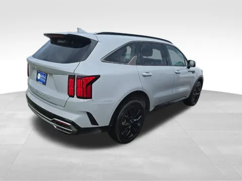 More photos of 2022 Kia Sorento SX at Gregg Young Toyota of Ottumwa, IA