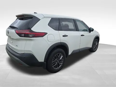 More photos of 2023 Nissan Rogue S at Gregg Young Toyota of Ottumwa, IA