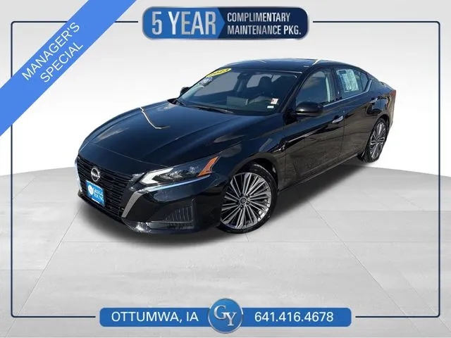 Black 2023 Nissan Altima 2.5 SL for sale in Ottumwa, IA
