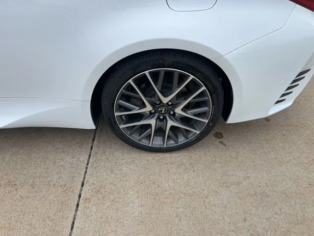 2017 Lexus RC 350 AWD photo 4