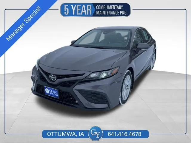 Green 2022 Toyota Camry SE for sale in Ottumwa, IA