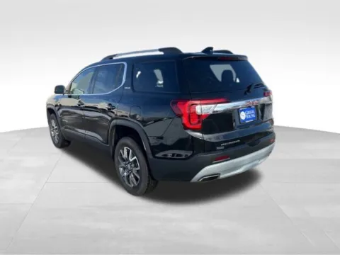 More photos of 2023 GMC Acadia SLE at Gregg Young Toyota of Ottumwa, IA