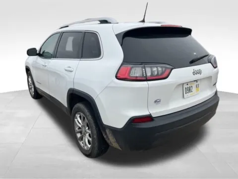 Another view of 2019 Jeep Cherokee Latitude for sale in Ottumwa, IA at Gregg Young Toyota of Ottumwa
