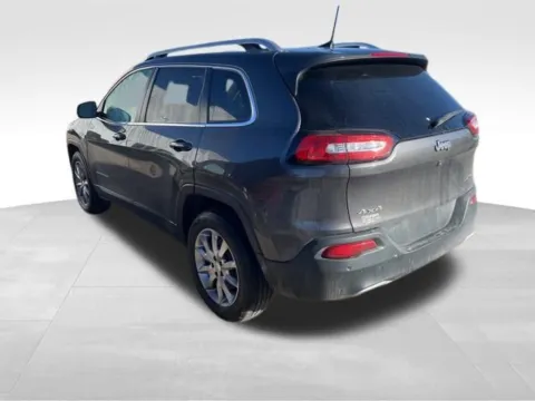 Another view of 2018 Jeep Cherokee Limited for sale in Ottumwa, IA at Gregg Young Toyota of Ottumwa