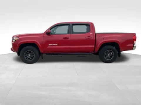 Photos of 2017 Toyota Tacoma SR5 for sale in Ottumwa, IA at Gregg Young Toyota of Ottumwa