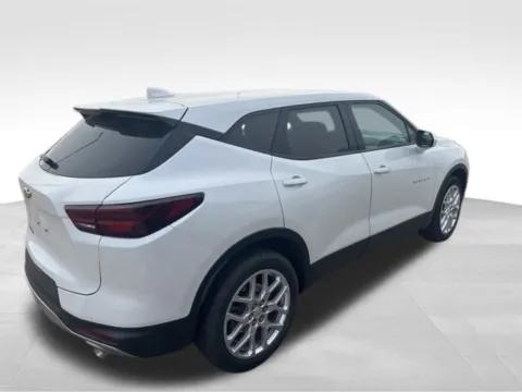 More photos of 2023 Chevrolet Blazer LT at Gregg Young Toyota of Ottumwa, IA