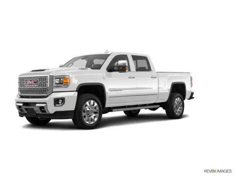 White 2018 GMC Sierra 2500HD Denali for sale in Ottumwa, IA
