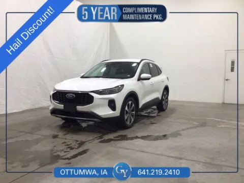 White 2024 Ford Escape Platinum for sale in Ottumwa, IA