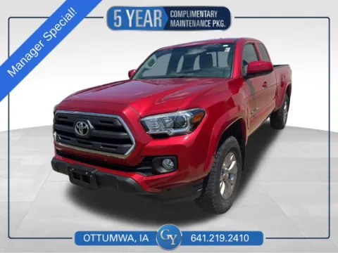 Red 2017 Toyota Tacoma SR5 for sale in Ottumwa, IA