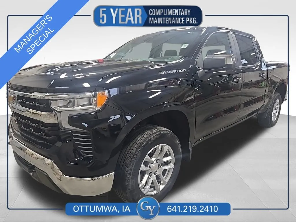 Black 2023 Chevrolet Silverado 1500 LT for sale in Ottumwa, IA