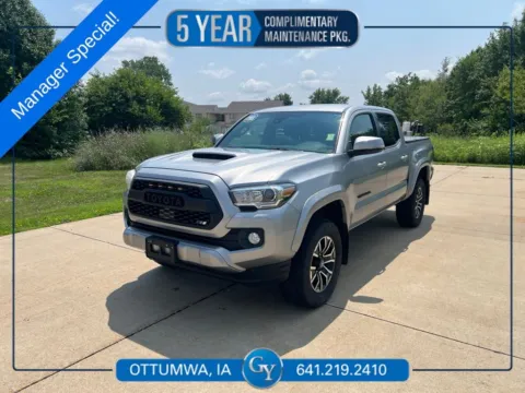 Silver 2020 Toyota Tacoma TRD Sport for sale in Ottumwa, IA