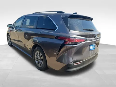 Another view of 2022 Toyota Sienna XLE for sale in Ottumwa, IA at Gregg Young Toyota of Ottumwa