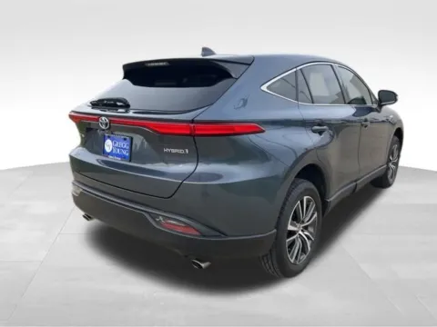 More photos of 2021 Toyota Venza LE at Gregg Young Toyota of Ottumwa, IA