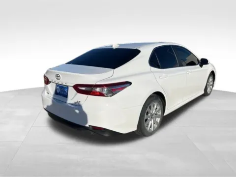 More photos of 2019 Toyota Camry LE at Gregg Young Toyota of Ottumwa, IA