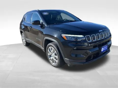 More photos of 2022 Jeep Compass Latitude Lux at Gregg Young Toyota of Ottumwa, IA