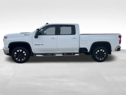 More photos of 2020 Chevrolet Silverado 2500HD LT at Gregg Young Toyota of Ottumwa, IA