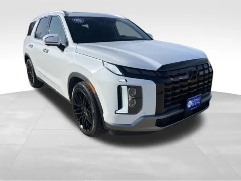 More photos of 2024 Hyundai Palisade Limited at Gregg Young Toyota of Ottumwa, IA