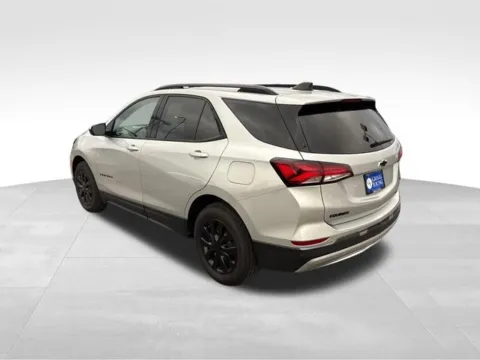 More photos of 2022 Chevrolet Equinox RS at Gregg Young Toyota of Ottumwa, IA