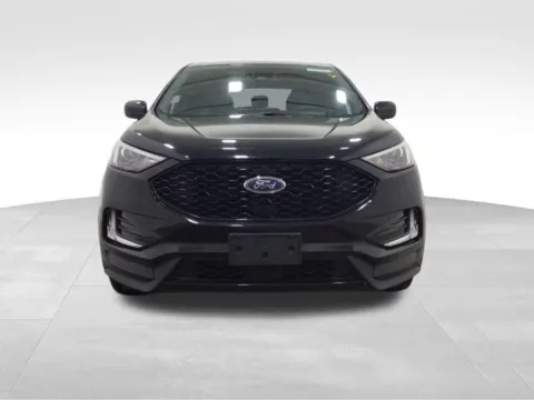 More photos of 2024 Ford Edge ST Line at Gregg Young Toyota of Ottumwa, IA