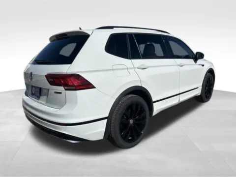 More photos of 2021 Volkswagen Tiguan 2.0T SE at Gregg Young Toyota of Ottumwa, IA