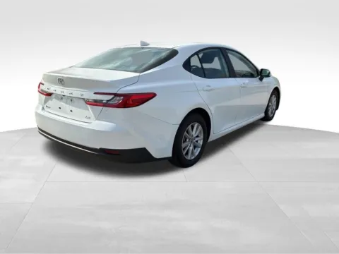 More photos of 2025 Toyota Camry SE at Gregg Young Toyota of Ottumwa, IA