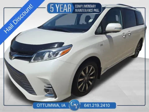 Green 2020 Toyota Sienna XLE for sale in Ottumwa, IA