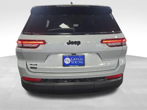 More photos of 2024 Jeep Grand Cherokee L Altitude at Gregg Young Toyota of Ottumwa, IA