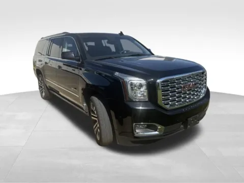 More photos of 2018 GMC Yukon XL Denali at Gregg Young Toyota of Ottumwa, IA