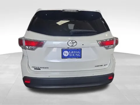 More photos of 2015 Toyota Highlander Limited at Gregg Young Toyota of Ottumwa, IA