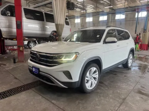 More photos of 2023 Volkswagen Atlas 3.6L V6 SE w/Technology at Gregg Young Toyota of Ottumwa, IA