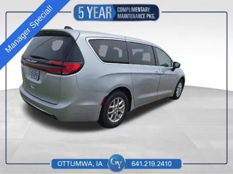 Silver 2023 Chrysler Pacifica Touring L for sale in Ottumwa, IA