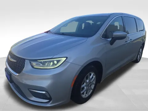 Another view of 2023 Chrysler Pacifica Touring L for sale in Ottumwa, IA at Gregg Young Toyota of Ottumwa