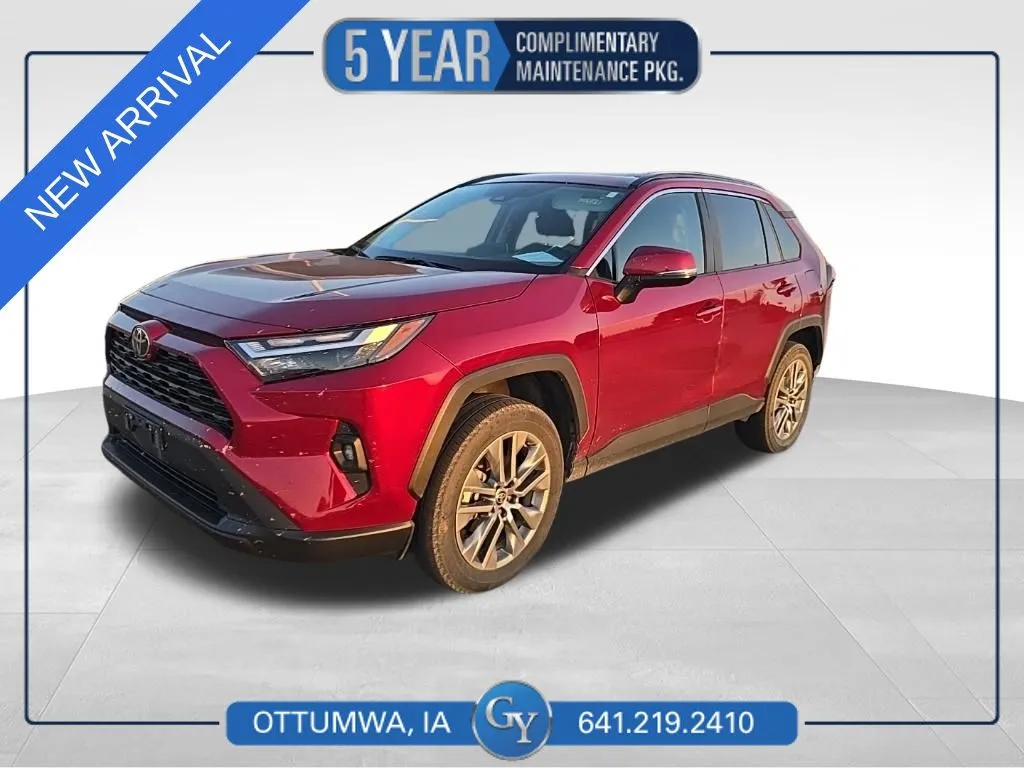 White 2022 Toyota RAV4 XLE Premium for sale in Ottumwa, IA