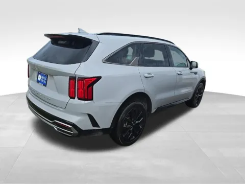 More photos of 2022 Kia Sorento SX at Gregg Young Toyota of Ottumwa, IA