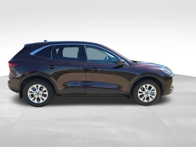 2023 Ford Escape Active photo 2
