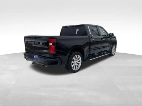More photos of 2021 Chevrolet Silverado 1500 High Country at Gregg Young Toyota of Ottumwa, IA