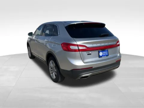 More photos of 2016 Lincoln MKX Reserve at Gregg Young Toyota of Ottumwa, IA