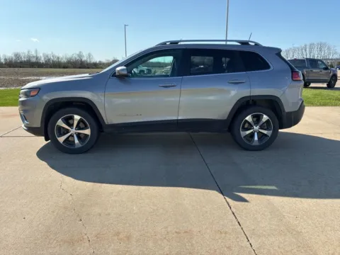 Photos of 2019 Jeep Cherokee Limited for sale in Ottumwa, IA at Gregg Young Toyota of Ottumwa