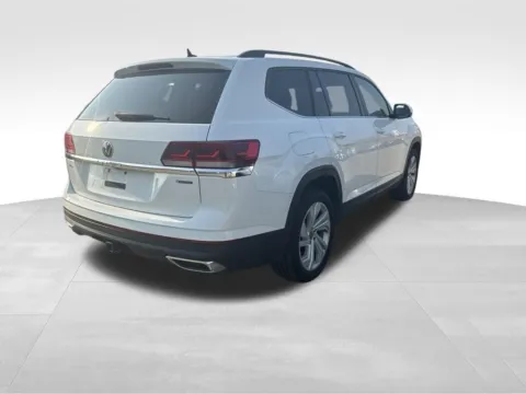 Another view of 2023 Volkswagen Atlas 3.6L V6 SE w/Technology for sale in Ottumwa, IA at Gregg Young Toyota of Ottumwa