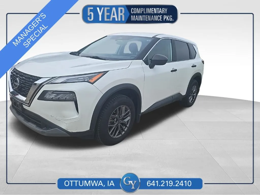 White 2023 Nissan Rogue S for sale in Ottumwa, IA