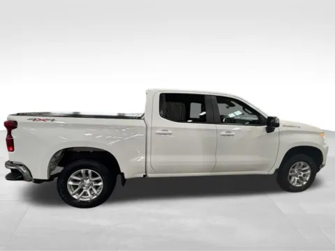 More photos of 2022 Chevrolet Silverado 1500 LT at Gregg Young Toyota of Ottumwa, IA