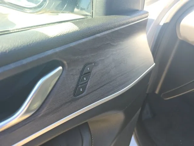 2024 Jeep Grand Cherokee Limited photo 3