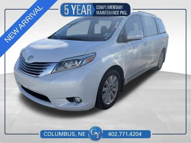 White 2017 Toyota Sienna for sale in Columbus, NE