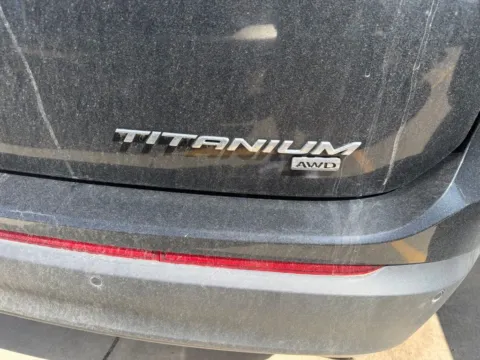 More photos of 2016 Ford Edge Titanium at Gregg Young Toyota of Columbus, NE