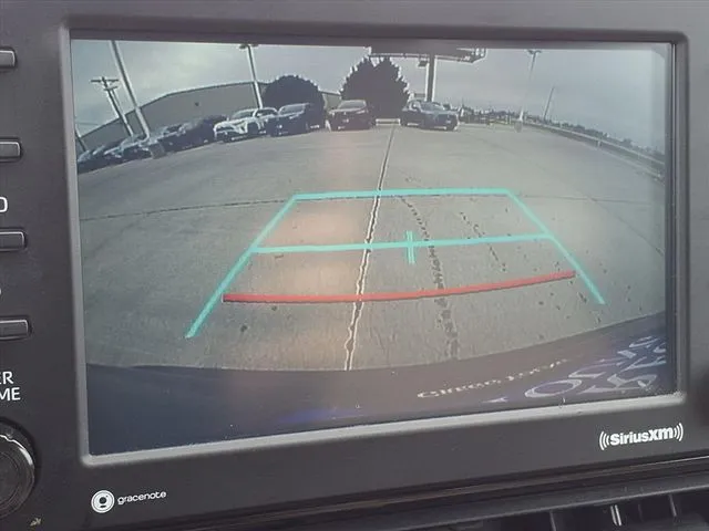 2021 Toyota RAV4 Hybrid XLE photo 4