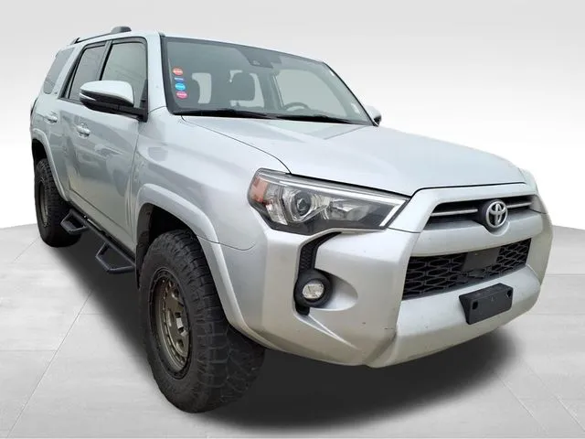 2021 Toyota 4Runner SR5 Premium photo 3