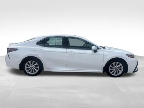 More photos of 2024 Toyota Camry SE at Gregg Young Toyota of Columbus, NE