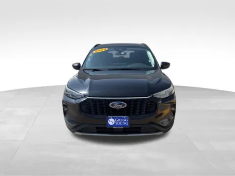 More photos of 2024 Ford Escape Platinum at Gregg Young Toyota of Columbus, NE