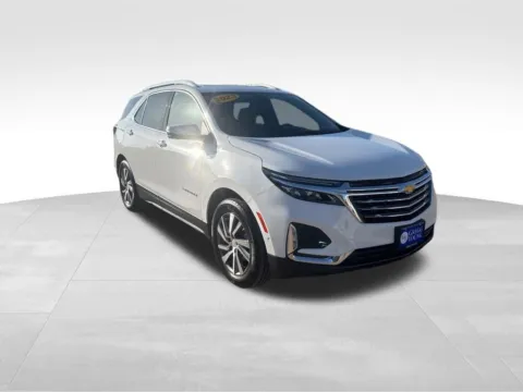 More photos of 2023 Chevrolet Equinox Premier at Gregg Young Toyota of Columbus, NE